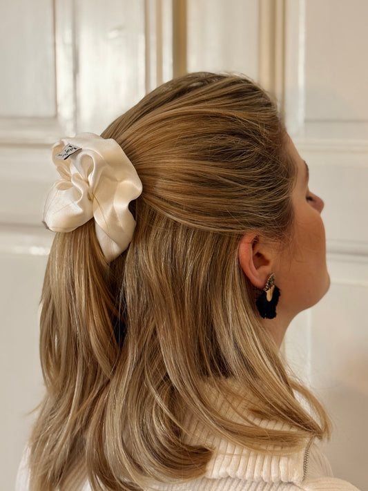 Limited Seidenscrunchie White Hot Chocolate